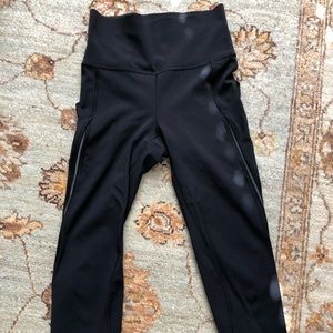 Lululemon Pace Crop 17”